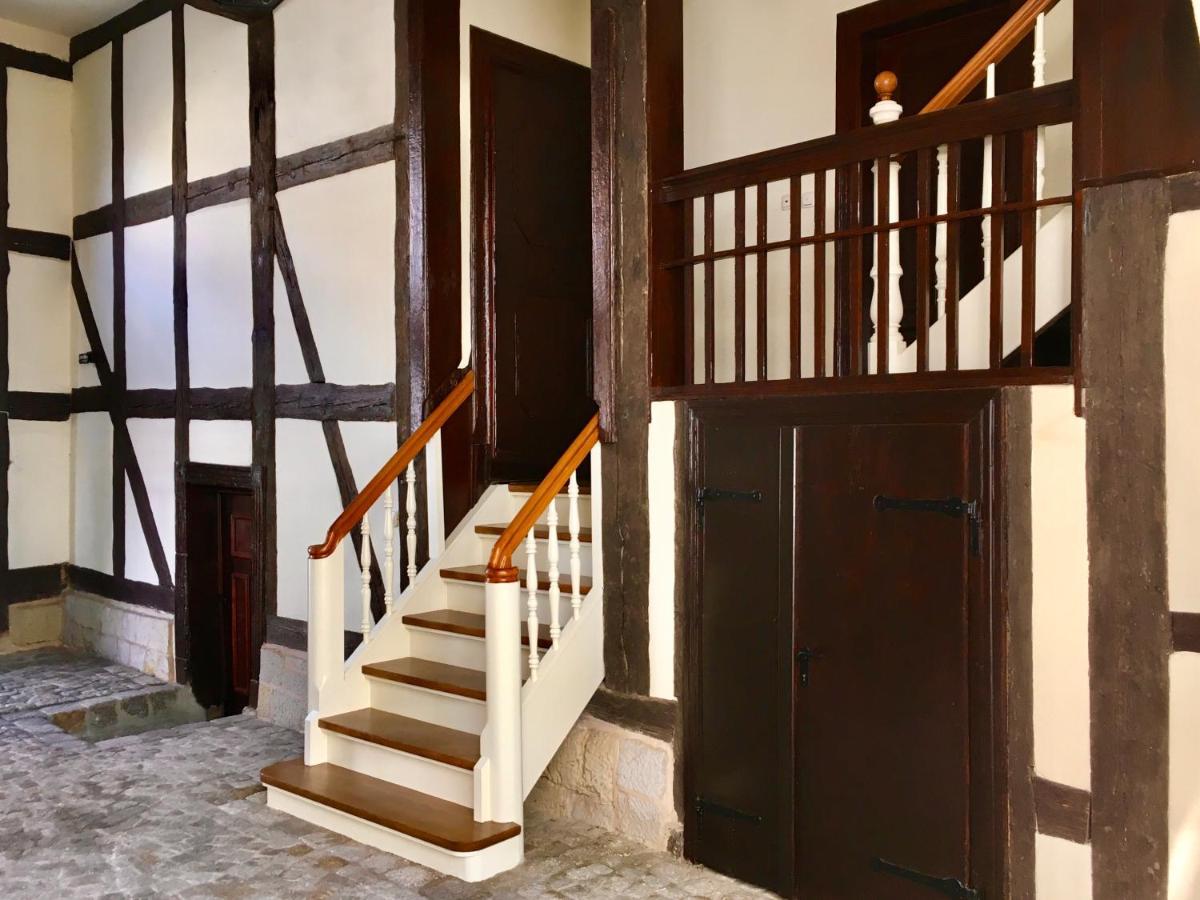 Schoene Ferienwohnung Am Mathildenbrunnen เควดลินบวร์ก ภายนอก รูปภาพ