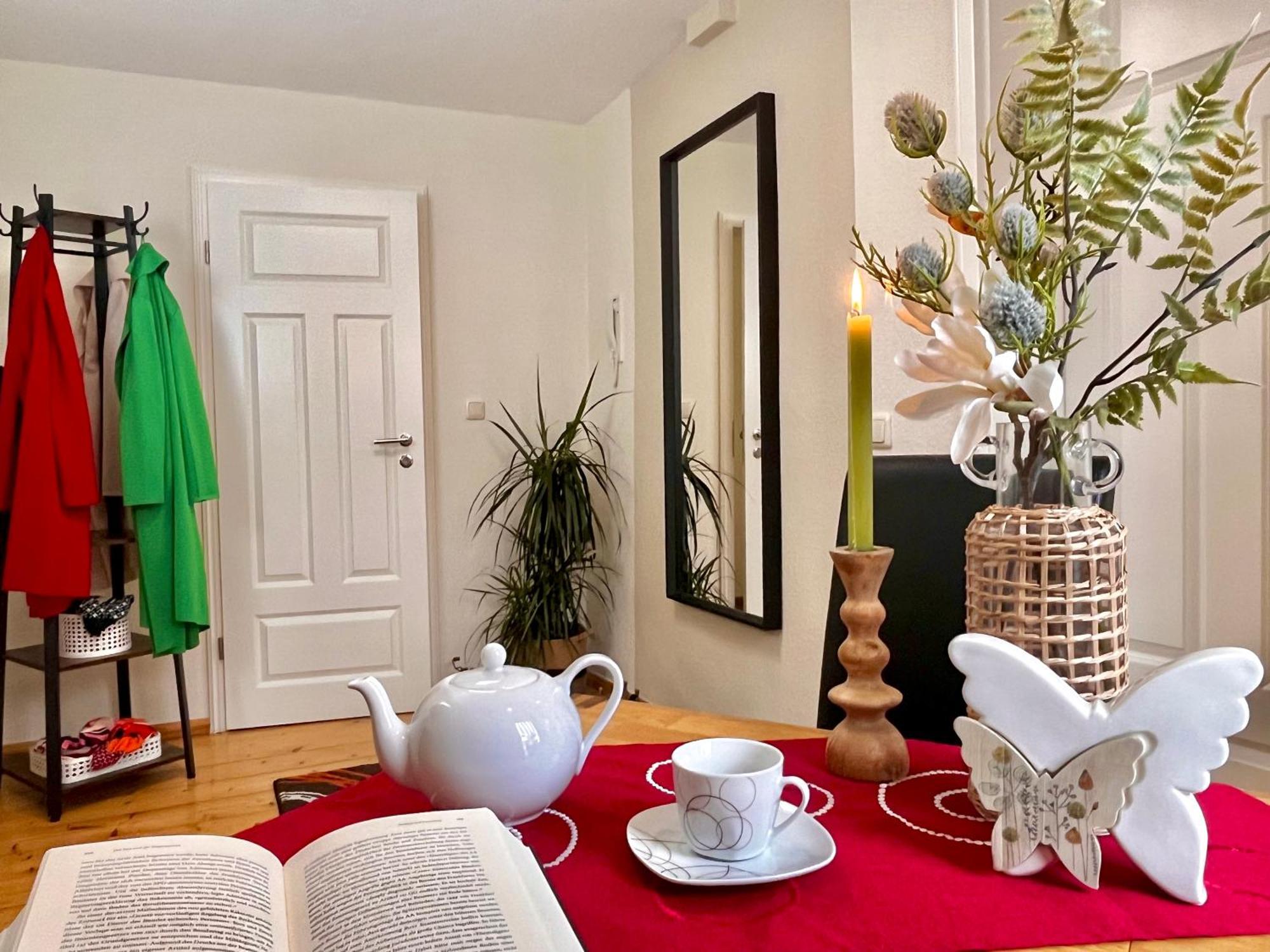 Schoene Ferienwohnung Am Mathildenbrunnen เควดลินบวร์ก ภายนอก รูปภาพ