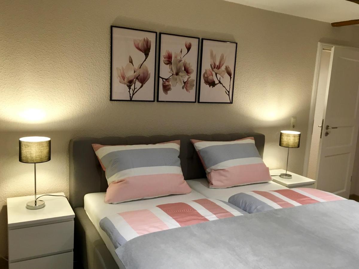 Schoene Ferienwohnung Am Mathildenbrunnen เควดลินบวร์ก ภายนอก รูปภาพ